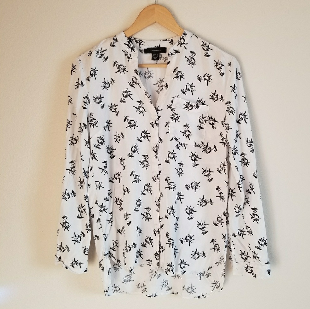 Atmosphere Button-up Floral Blouse